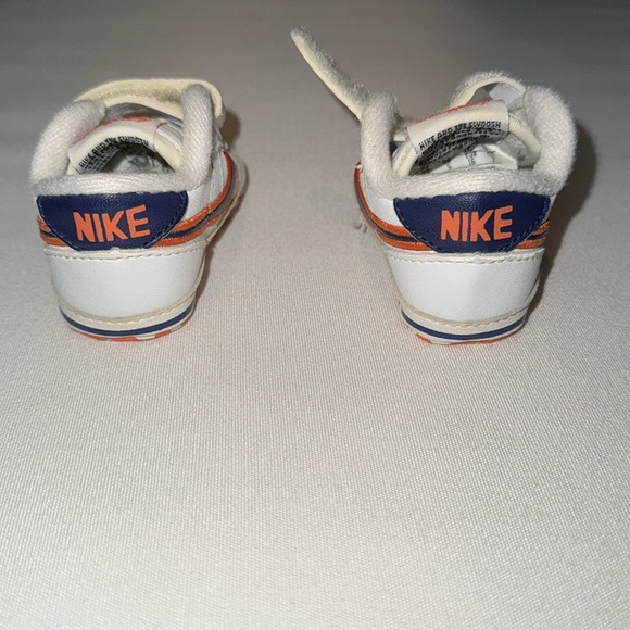 Newborn Nike Sneakers - Picture 3 of 4